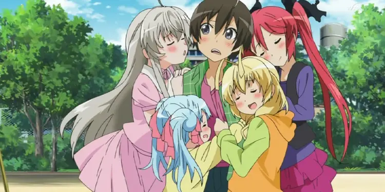 Kanokon Benzeri Animeler 10 Nyaruko: Crawling with Love!